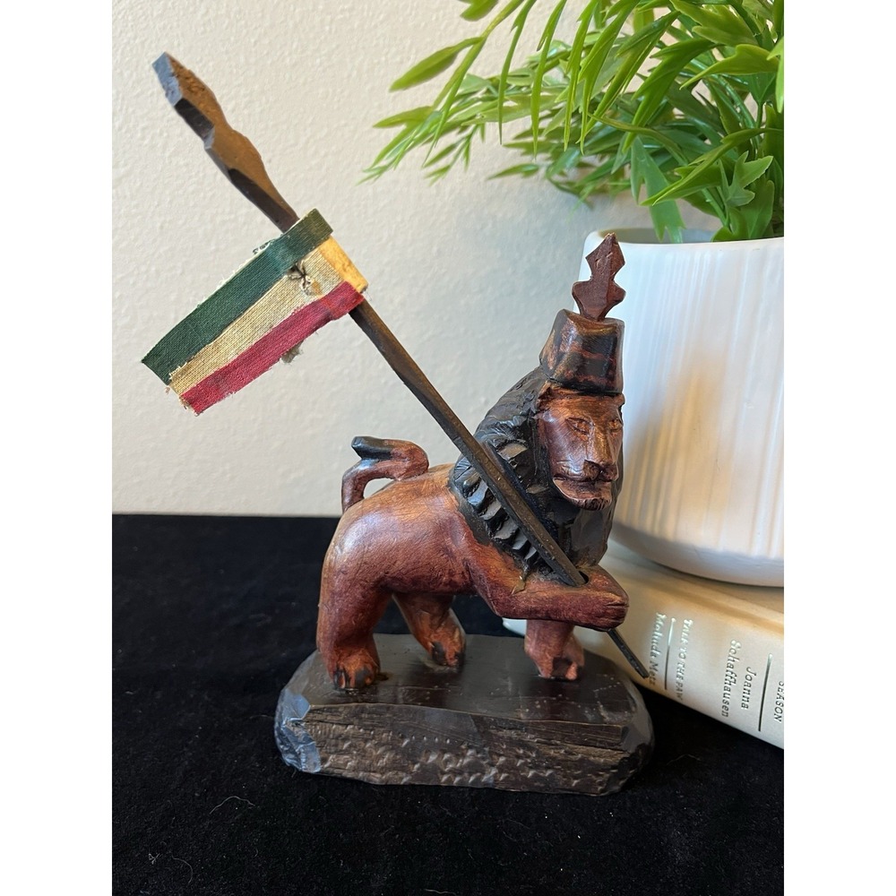Carved Wood Lion of Judah Figurine Ethiopian Rasta Flag Folk Art Statue 8"